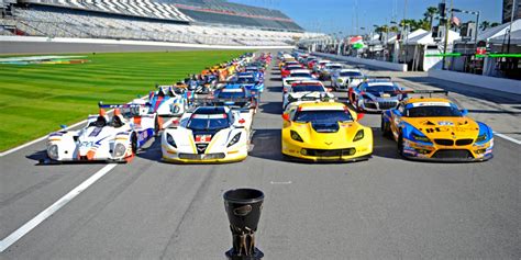 rolex 24 hour race schedule